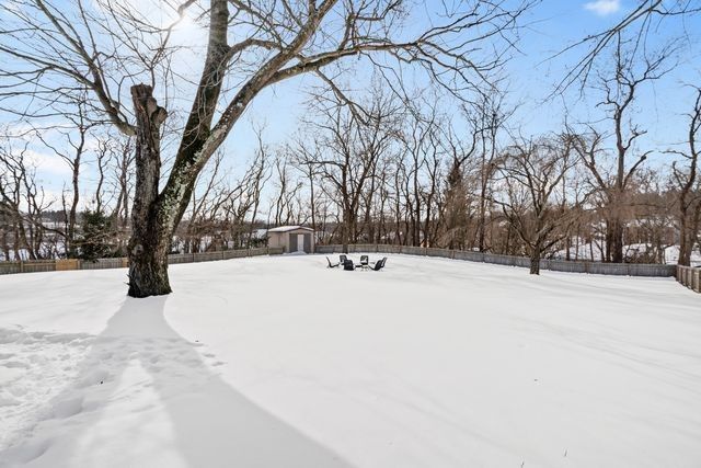 3130 E Hardies Rd, Hampton, PA 15044