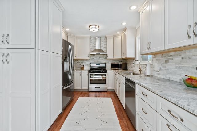 3130 E Hardies Rd, Hampton, PA 15044