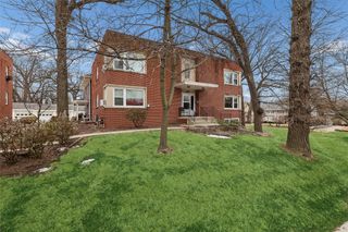 4230 Ingersoll Avenue 302, Des Moines, IA 50312