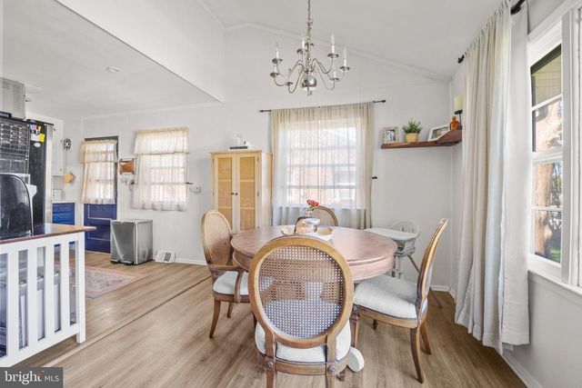 608 8TH AVE, Folsom, PA 19033