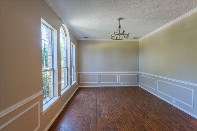 1812 Canoe Way, Carrollton, TX 75010