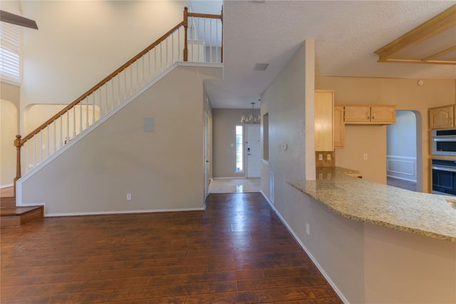 1812 Canoe Way, Carrollton, TX 75010
