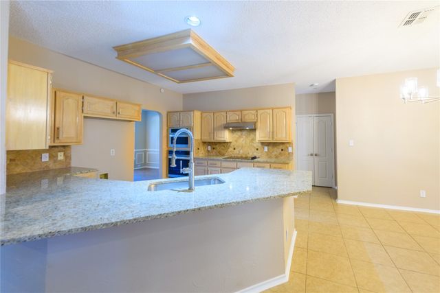 1812 Canoe Way, Carrollton, TX 75010