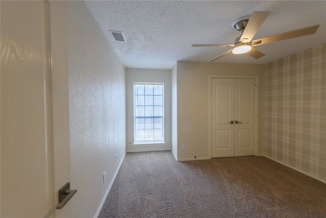 1812 Canoe Way, Carrollton, TX 75010