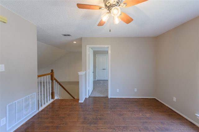 1812 Canoe Way, Carrollton, TX 75010