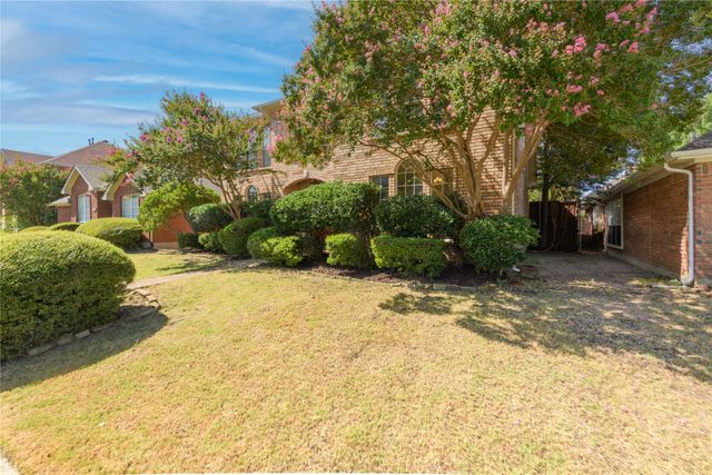 1812 Canoe Way, Carrollton, TX 75010
