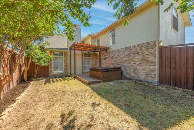 1812 Canoe Way, Carrollton, TX 75010