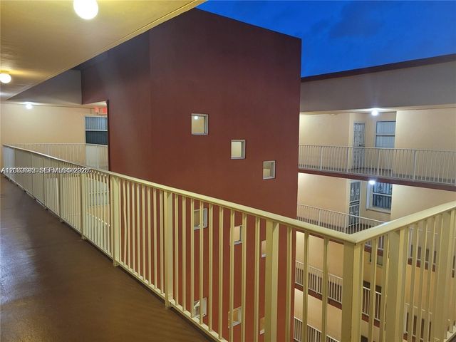 501 SW 1st Street 607, Miami, FL 33130