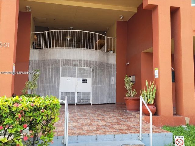 501 SW 1st Street 607, Miami, FL 33130