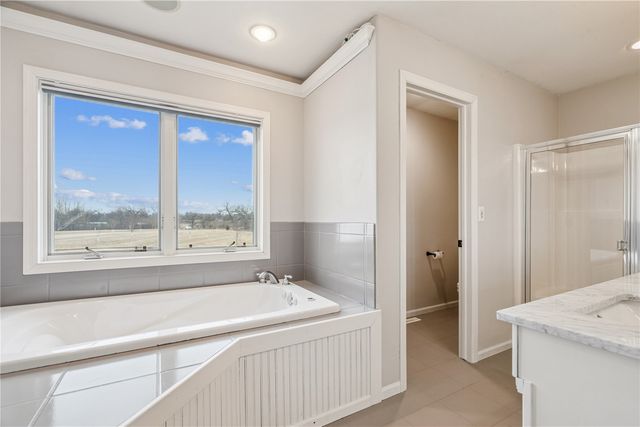 1595 Valentine Circle, Marion, IA 52302