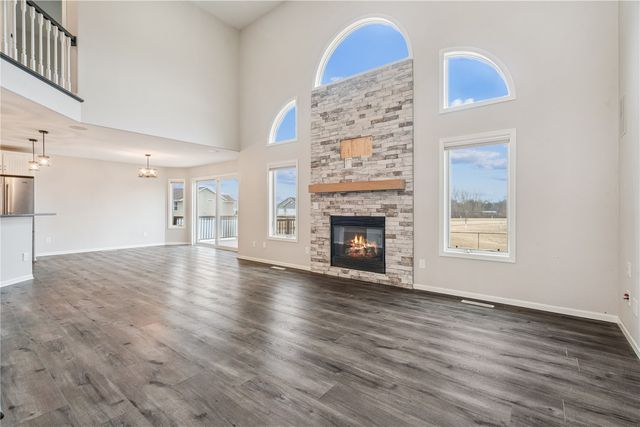 1595 Valentine Circle, Marion, IA 52302
