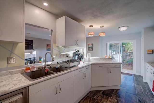 885 Hemlock Drive, Verona, WI 53593