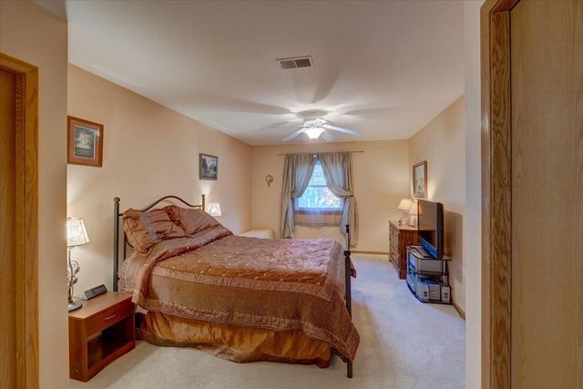 885 Hemlock Drive, Verona, WI 53593