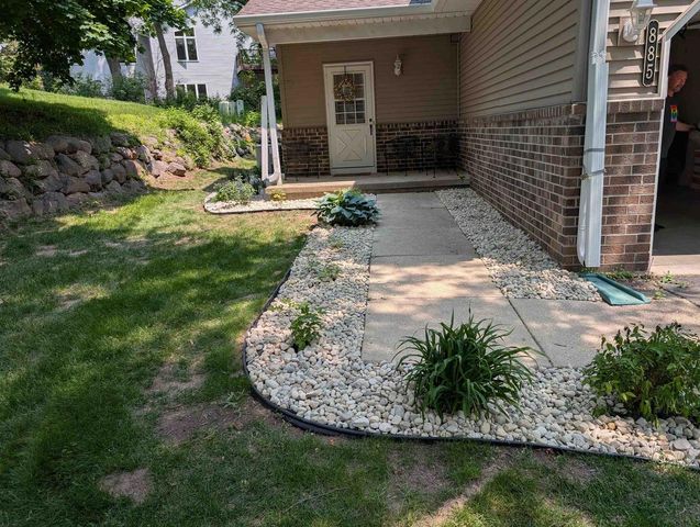 885 Hemlock Drive, Verona, WI 53593