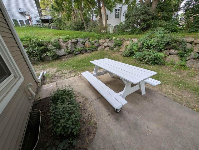 885 Hemlock Drive, Verona, WI 53593