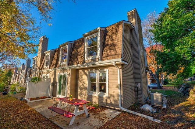 885 Hemlock Drive, Verona, WI 53593