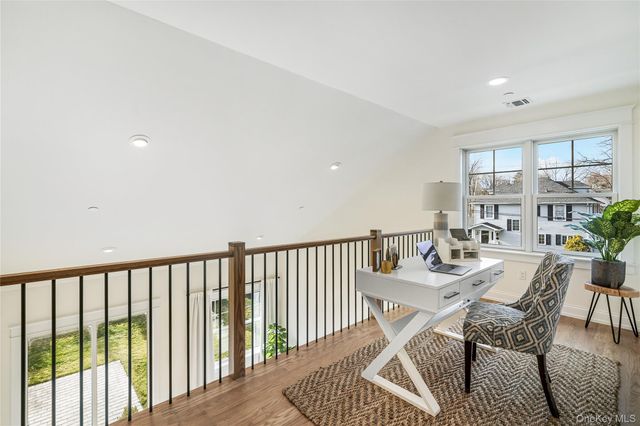 2040 Crompond Road 6, Yorktown Heights, NY 10598