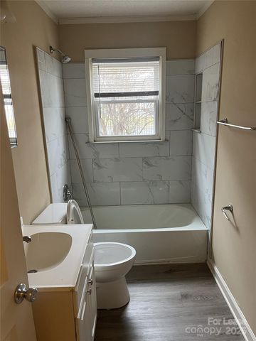 700 Mcarthur Avenue, Charlotte, NC 28206