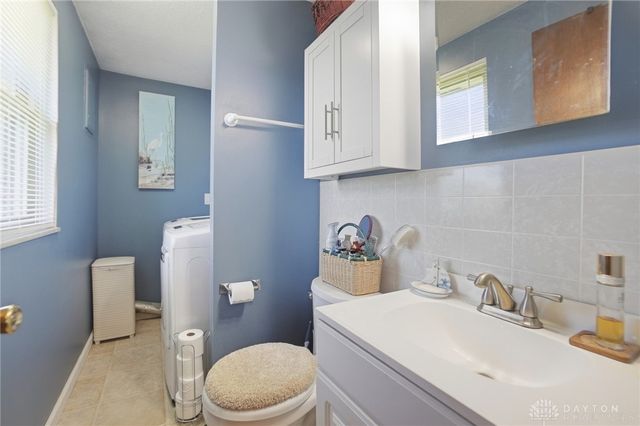 7820 Redbank, Huber Heights, OH 45424
