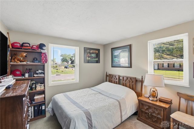 7820 Redbank, Huber Heights, OH 45424
