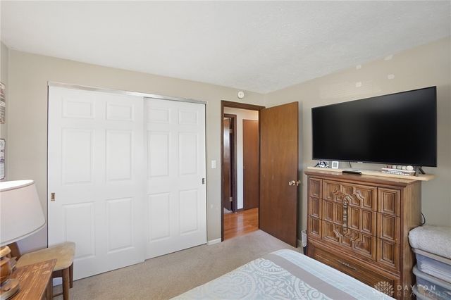 7820 Redbank, Huber Heights, OH 45424