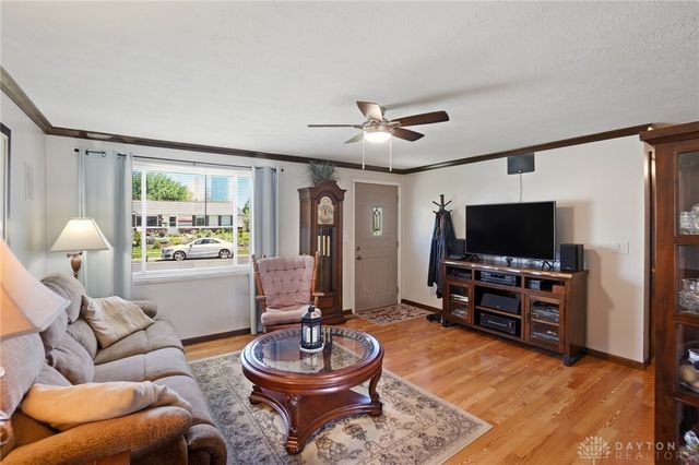 7820 Redbank, Huber Heights, OH 45424