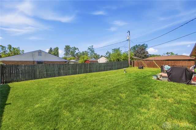 7820 Redbank, Huber Heights, OH 45424