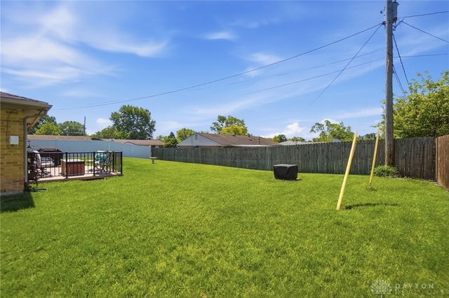 7820 Redbank, Huber Heights, OH 45424