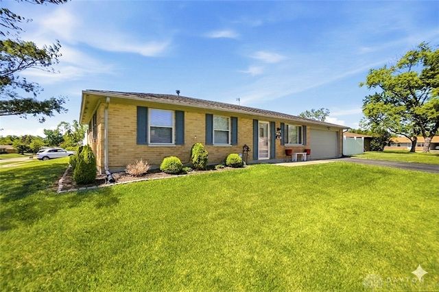 7820 Redbank, Huber Heights, OH 45424