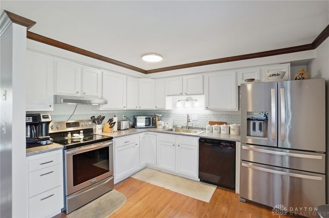 7820 Redbank, Huber Heights, OH 45424