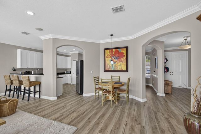 10675 Old Hammock Way, Wellington, FL 33414