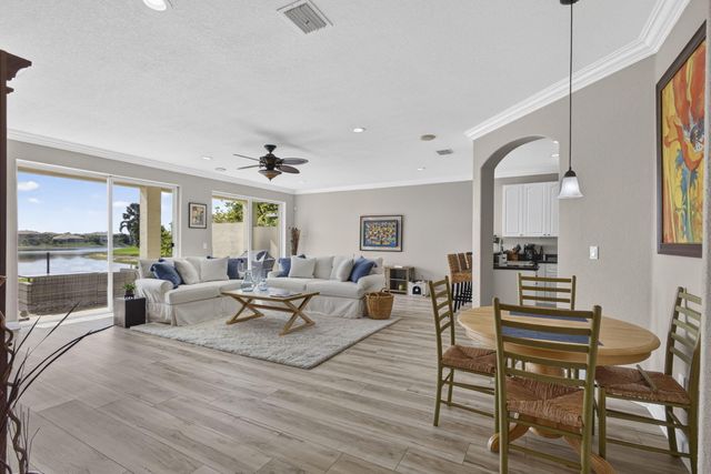 10675 Old Hammock Way, Wellington, FL 33414