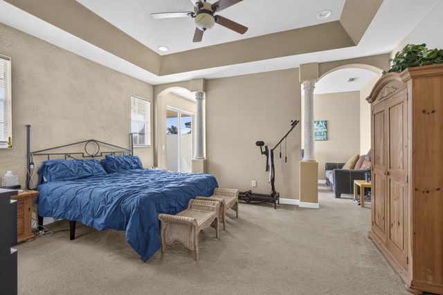 10675 Old Hammock Way, Wellington, FL 33414
