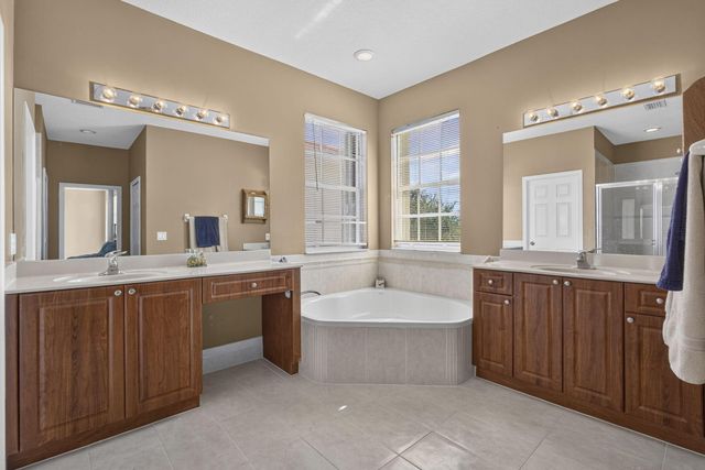 10675 Old Hammock Way, Wellington, FL 33414