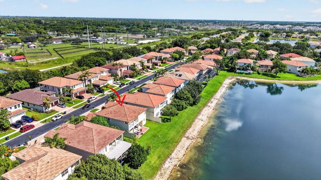 10675 Old Hammock Way, Wellington, FL 33414