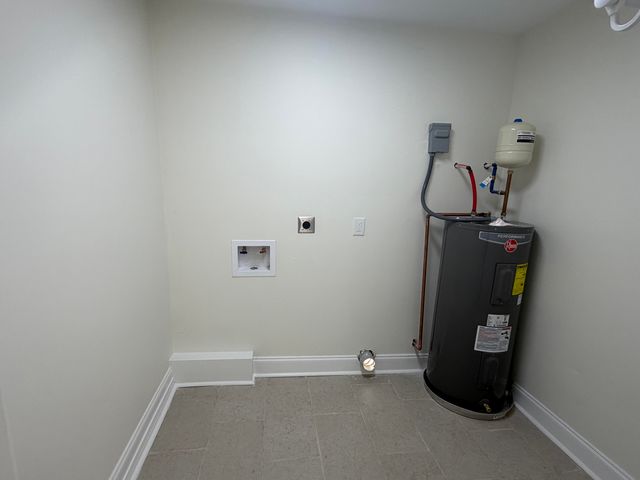 810 Glenn Avenue, Rossville, GA 30741