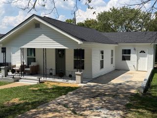 810 Glenn Avenue, Rossville, GA 30741
