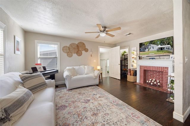 1202 SUMTER STREET, Leesburg, FL 34748