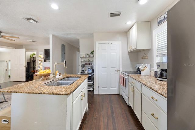 1202 SUMTER STREET, Leesburg, FL 34748