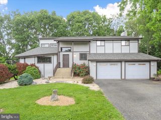 11815 ORIOLE DRIVE, Hagerstown, MD 21742