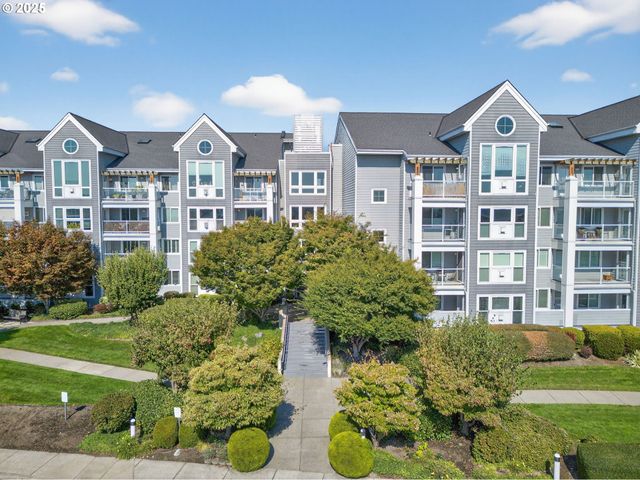 520 Se COLUMBIA RIVER Dr 326, Vancouver, WA 98661
