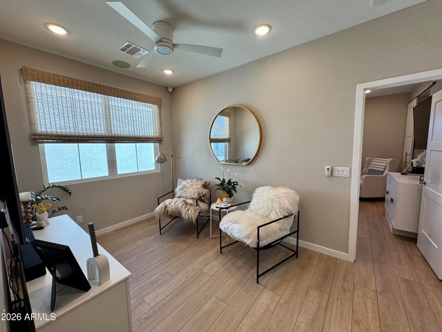 1281 W BLUEJAY Drive, Chandler, AZ 85286