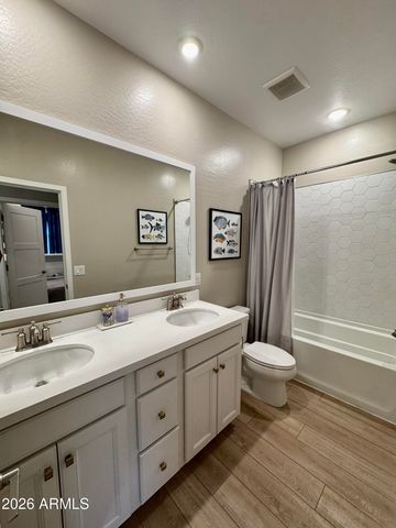 1281 W BLUEJAY Drive, Chandler, AZ 85286