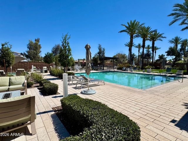 1281 W BLUEJAY Drive, Chandler, AZ 85286