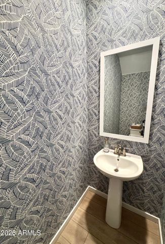 1281 W BLUEJAY Drive, Chandler, AZ 85286