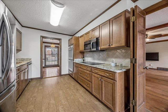 2864 CROOKED OAK DR, Germantown, TN 38138