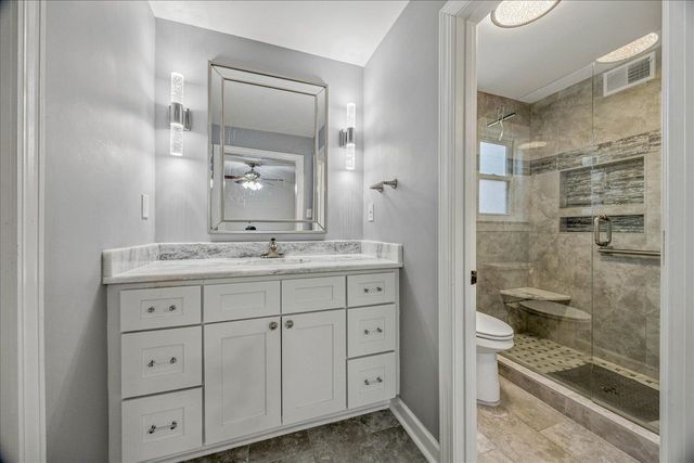 2864 CROOKED OAK DR, Germantown, TN 38138