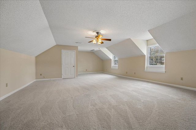 2864 CROOKED OAK DR, Germantown, TN 38138