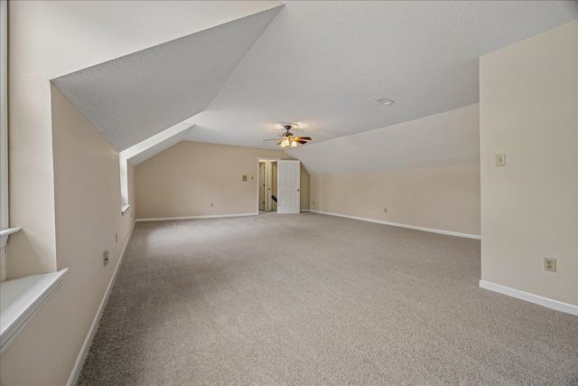 2864 CROOKED OAK DR, Germantown, TN 38138