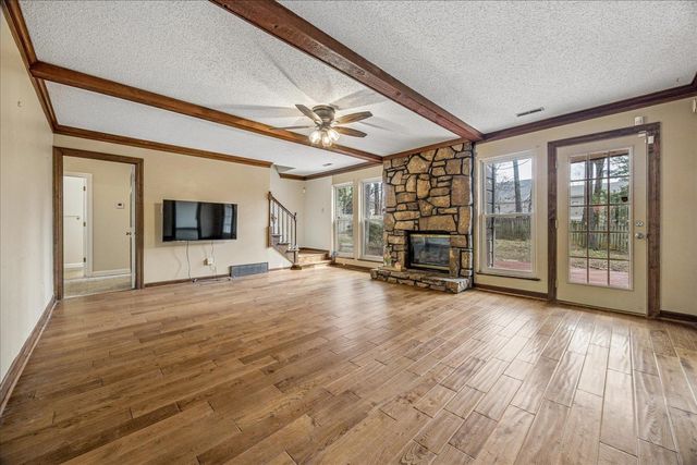 2864 CROOKED OAK DR, Germantown, TN 38138